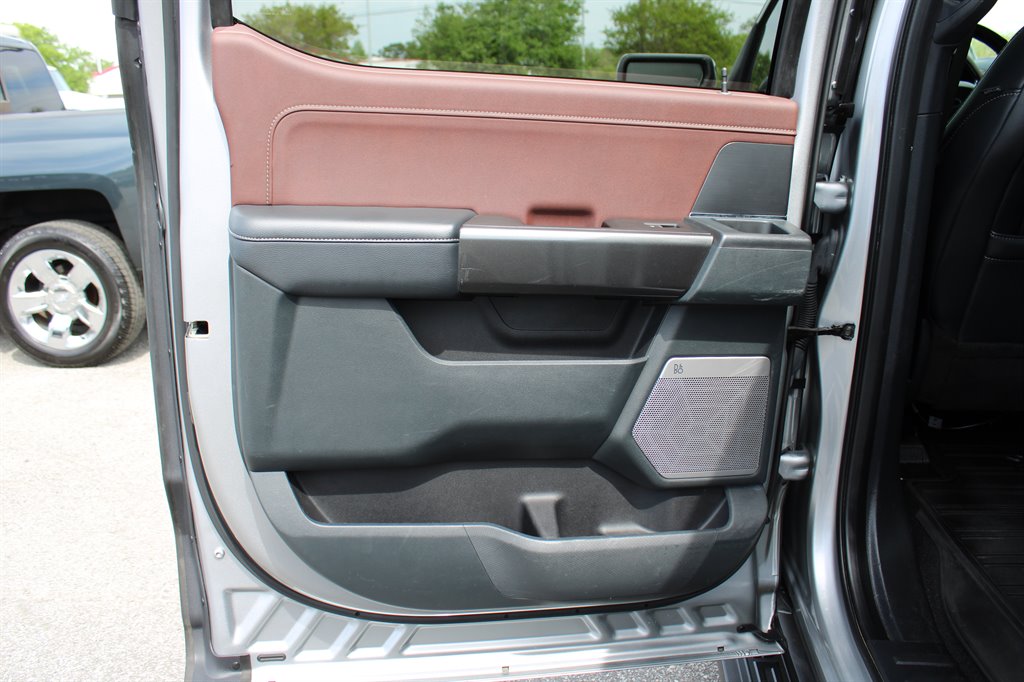 2021 Ford F150 Lariat photo