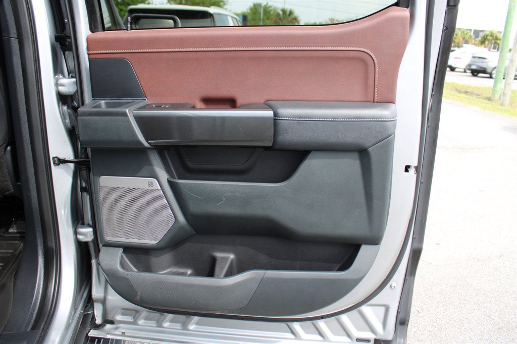 2021 Ford F150 Lariat photo