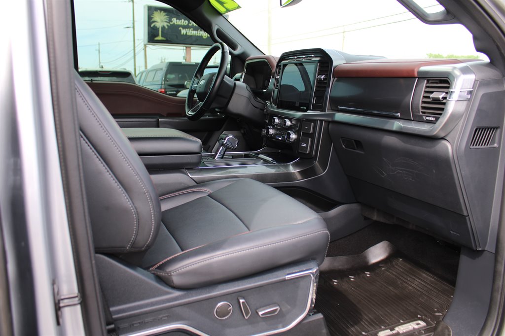 2021 Ford F150 Lariat photo