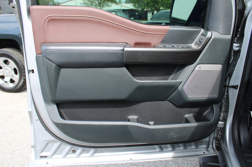 2021 Ford F150 Lariat photo