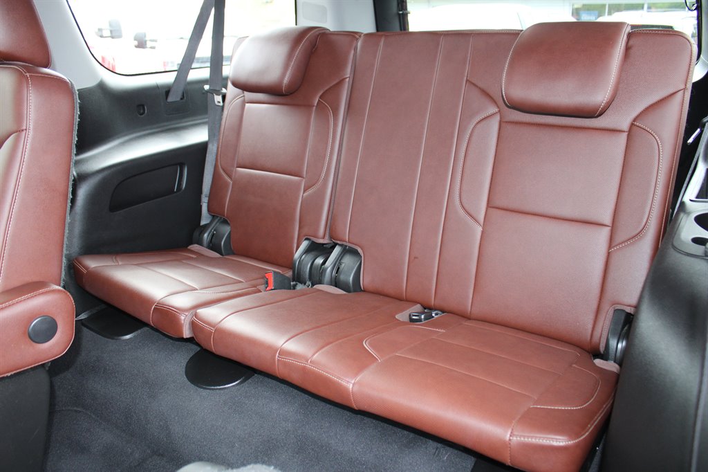 2019 Chevrolet Suburban 1500 Premier photo
