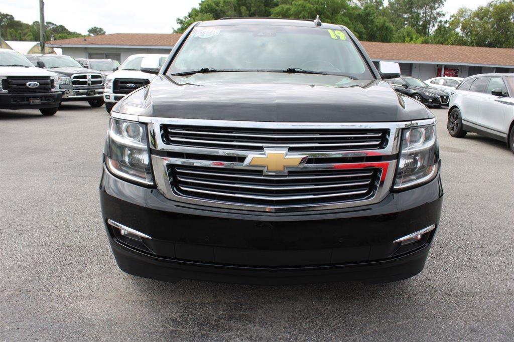 2019 Chevrolet Suburban 1500 Premier photo