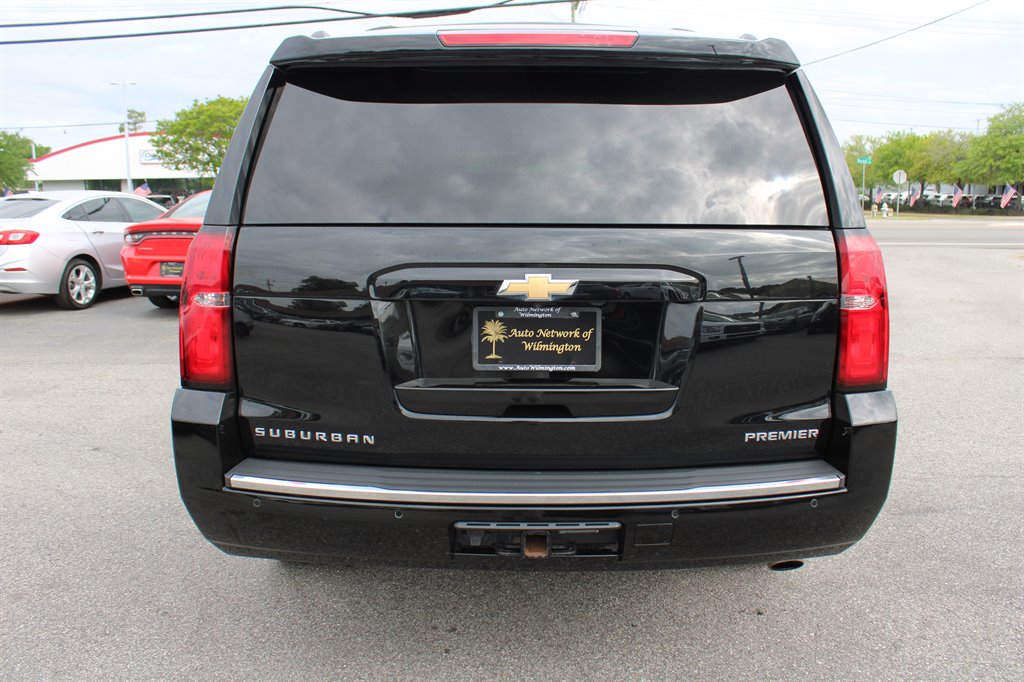 2019 Chevrolet Suburban 1500 Premier photo