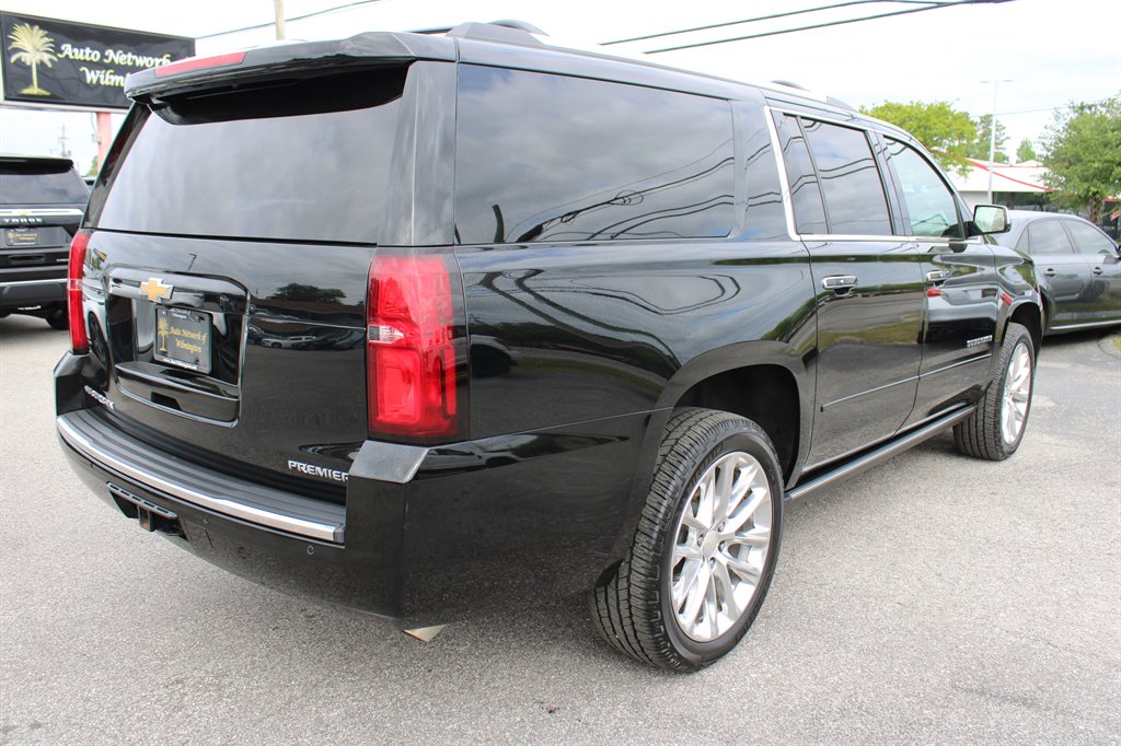2019 Chevrolet Suburban 1500 Premier photo