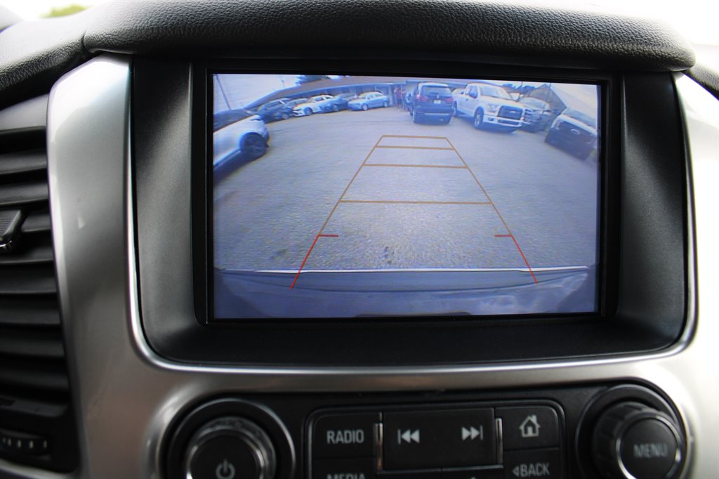 2019 Chevrolet Suburban 1500 Premier photo
