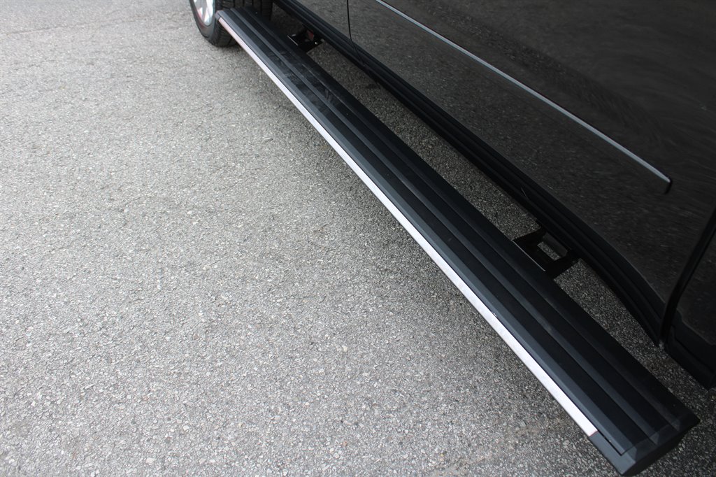 2019 Chevrolet Suburban 1500 Premier photo