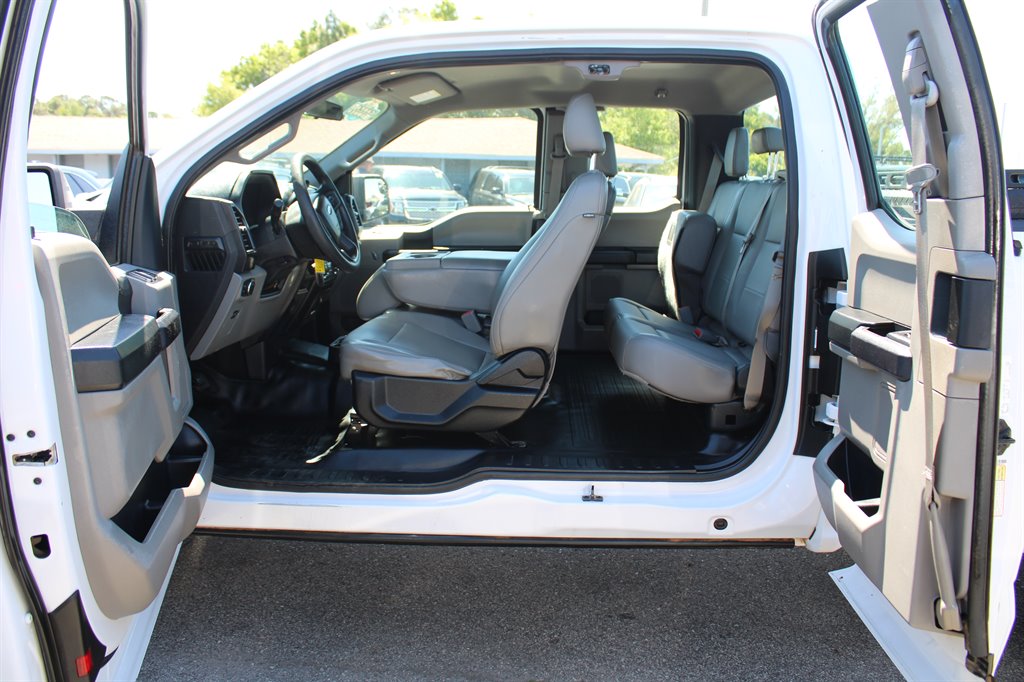 2017 Ford F150 XL photo