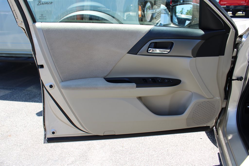 2013 Honda Accord LX photo
