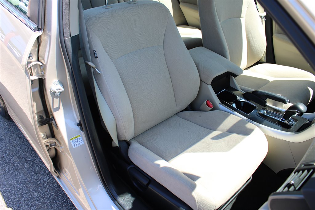 2013 Honda Accord LX photo