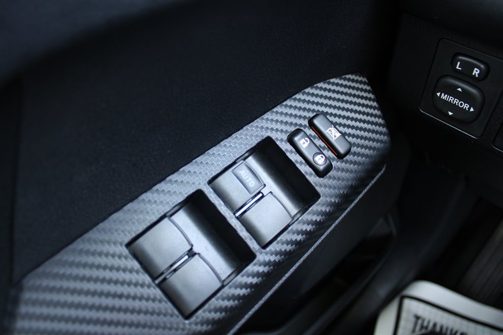 2014 Toyota RAV4 XLE photo
