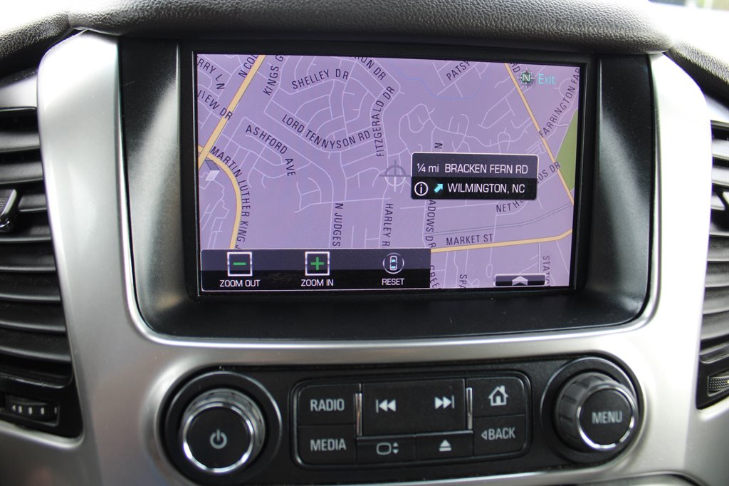 2015 Chevrolet Suburban LT 1500 photo
