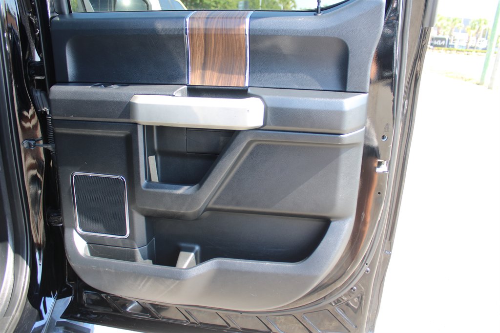 2017 Ford F-150 - $25,995