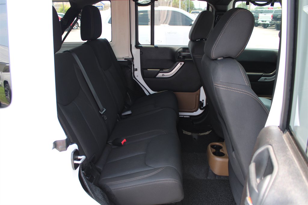 2015 Jeep Wrangler - $22,995