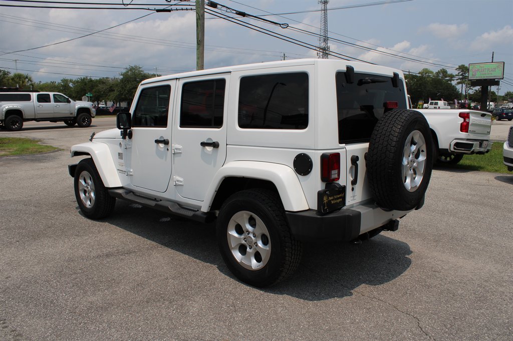 2015 Jeep Wrangler - $22,995