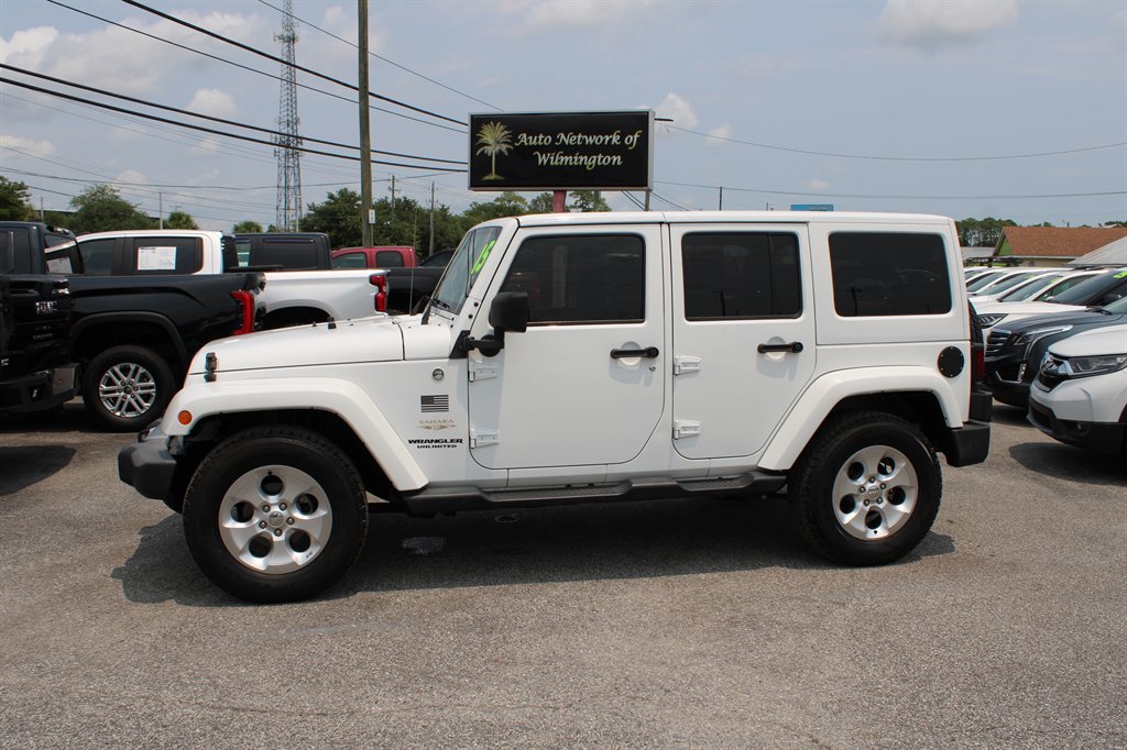 2015 Jeep Wrangler - $22,995