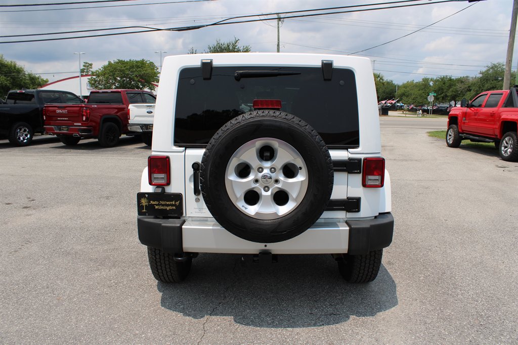 2015 Jeep Wrangler - $22,995