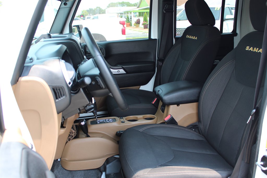 2015 Jeep Wrangler - $22,995