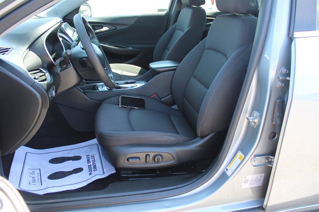 2024 Chevrolet Malibu - $18,989