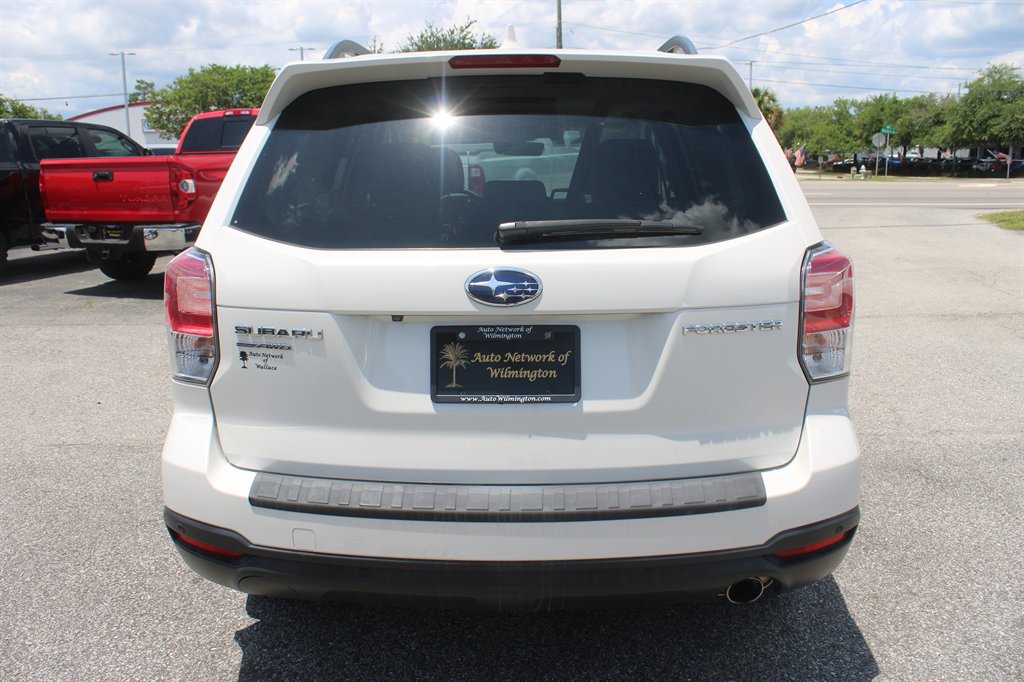 2018 Subaru Forester - $18,264