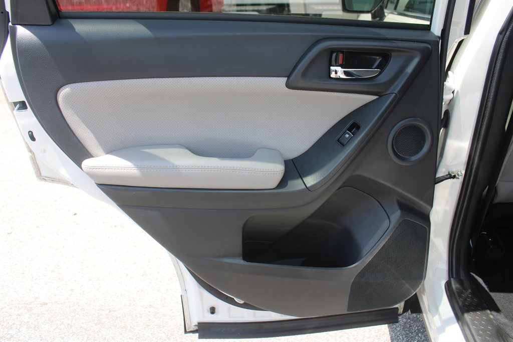 2018 Subaru Forester - $18,264