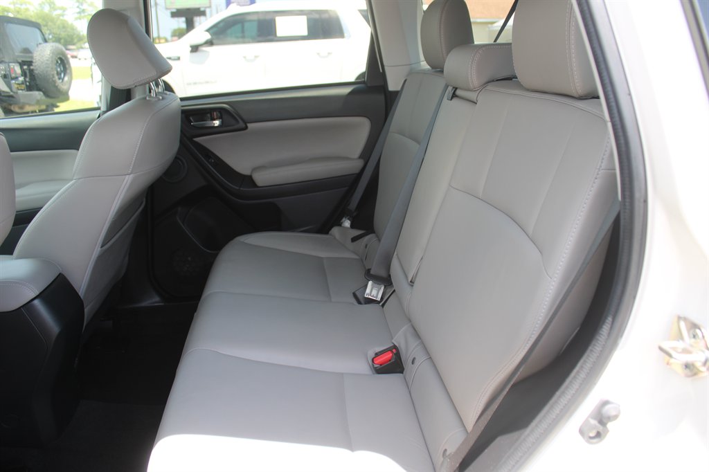 2018 Subaru Forester - $18,264