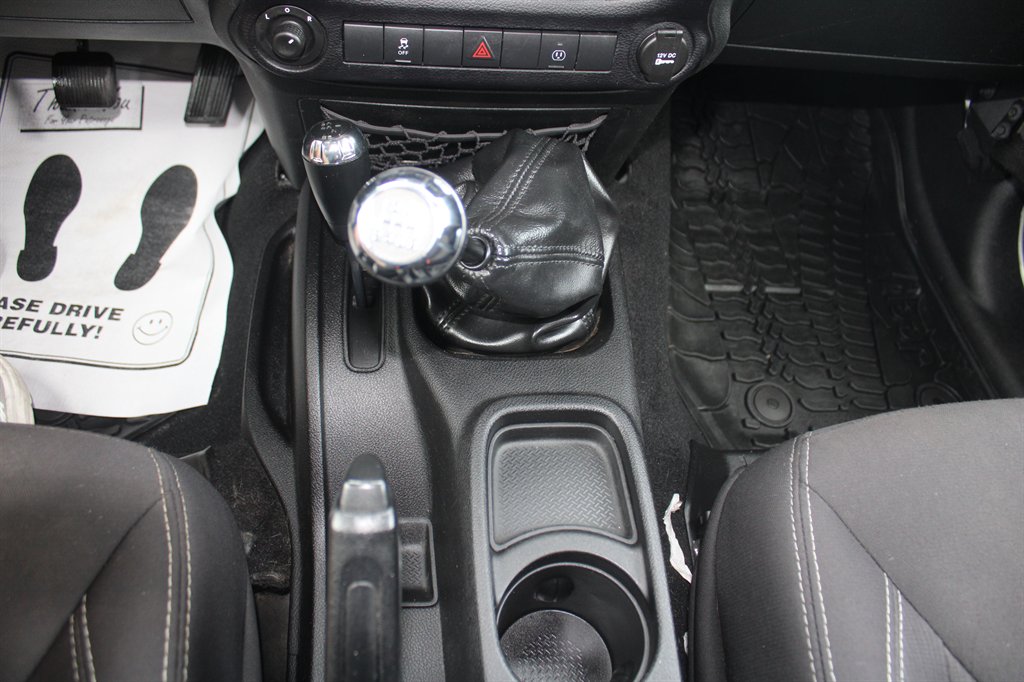 2015 Jeep Wrangler - $20,689