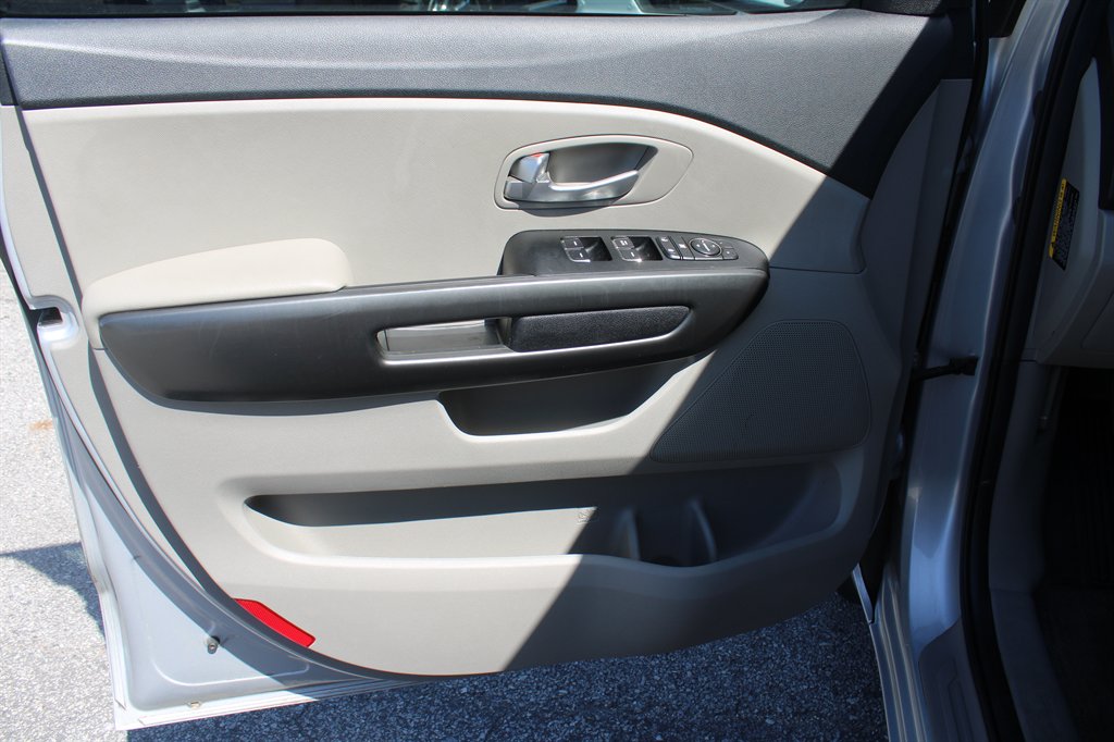 2020 Kia Sedona - $12,254