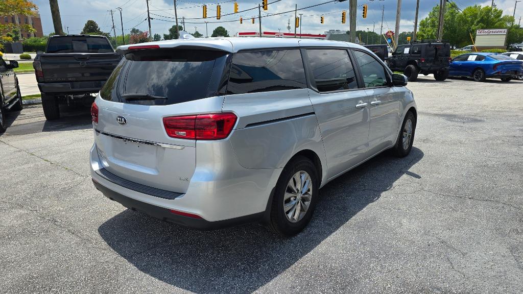 2020 Kia Sedona - $12,254
