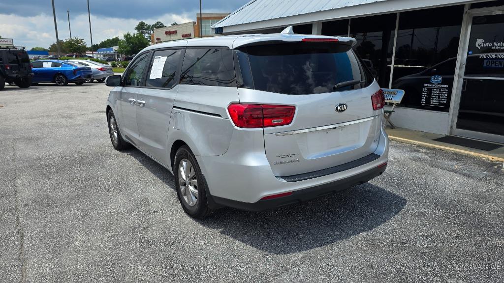 2020 Kia Sedona - $12,254