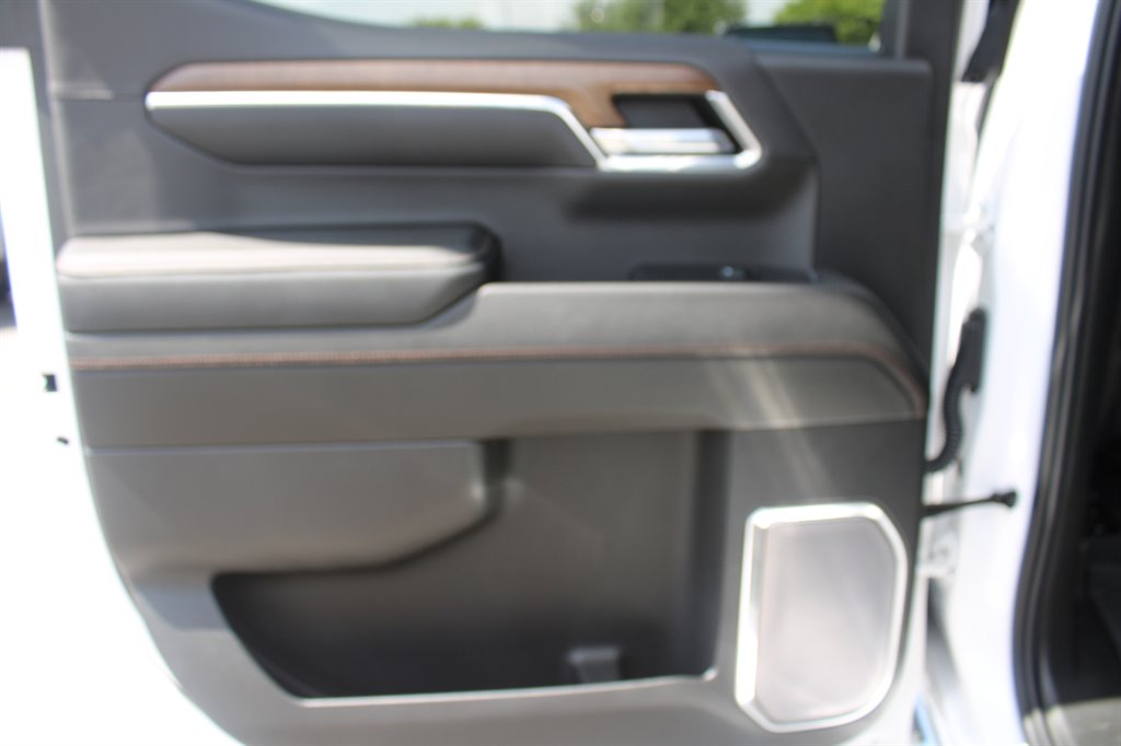 2023 Chevrolet Silverado - $51,888