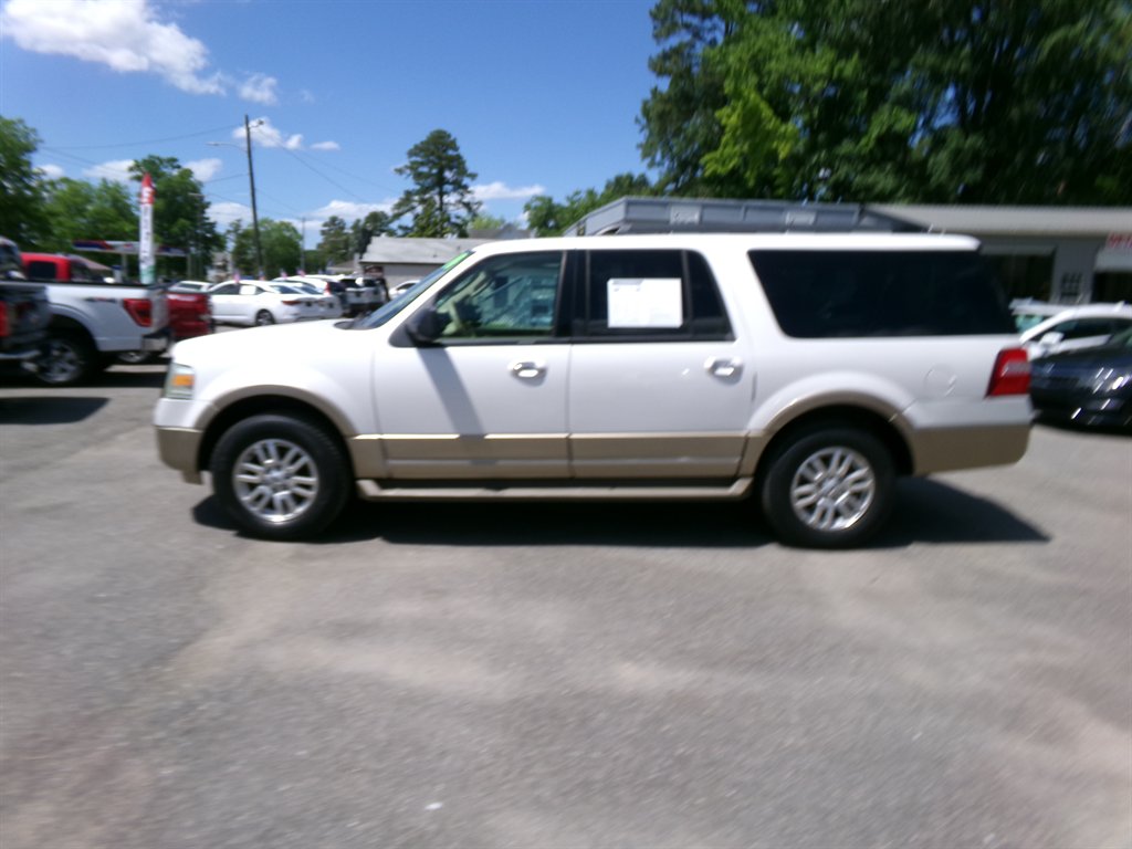 2014 Ford Expedition - $12,995