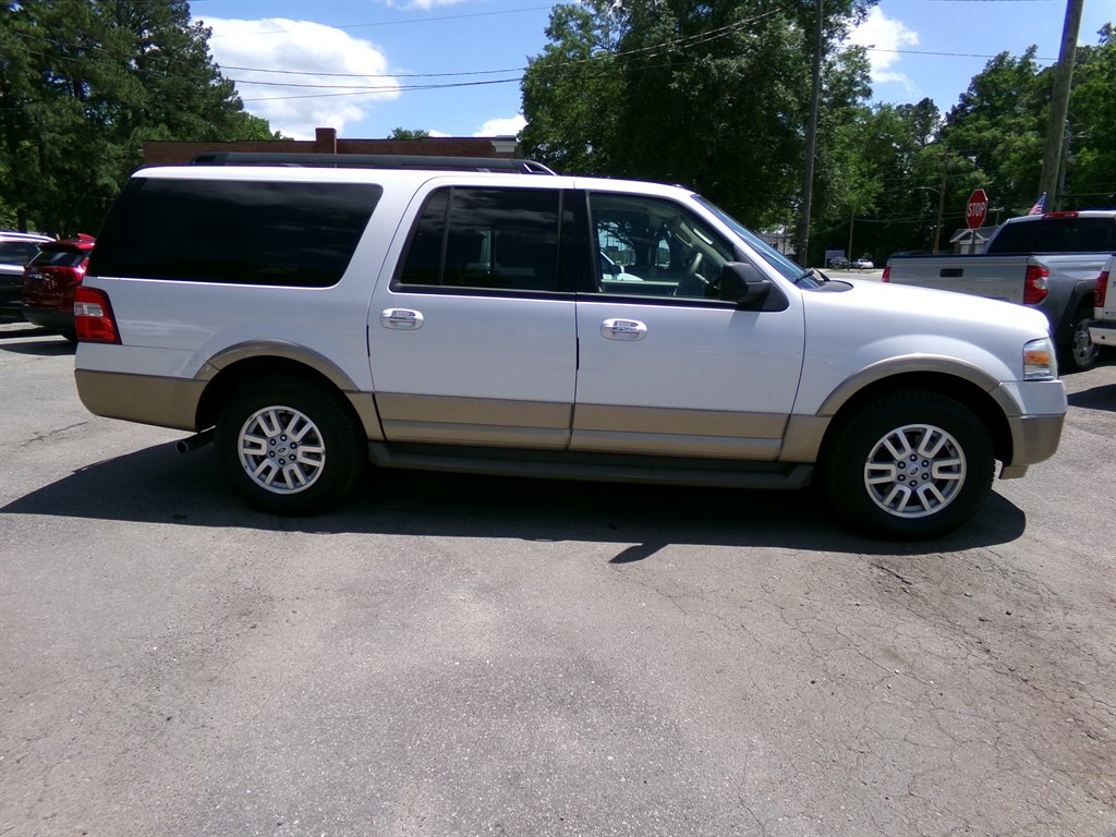 2014 Ford Expedition - $12,995