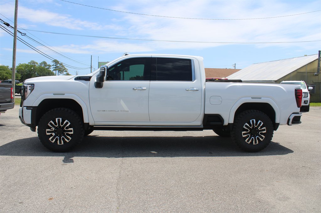 2025 GMC Sierra 2500 - $79,995