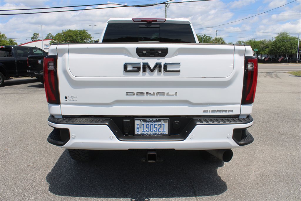 2025 GMC Sierra 2500 - $79,995