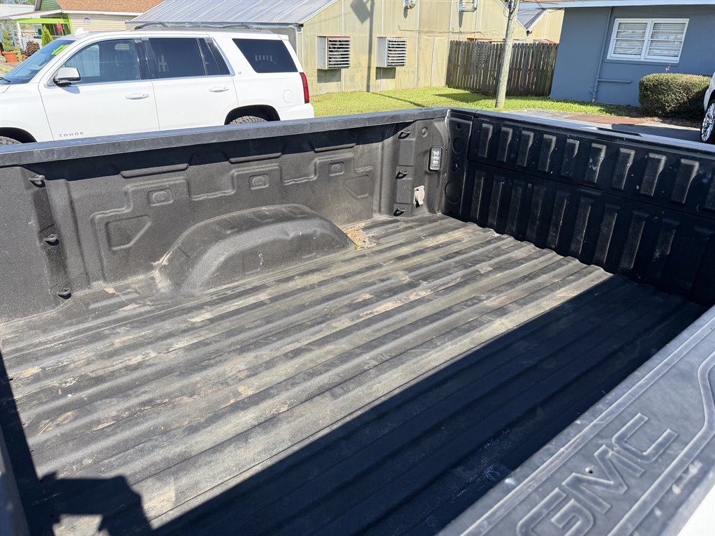 2023 GMC Sierra Hd - $54,995