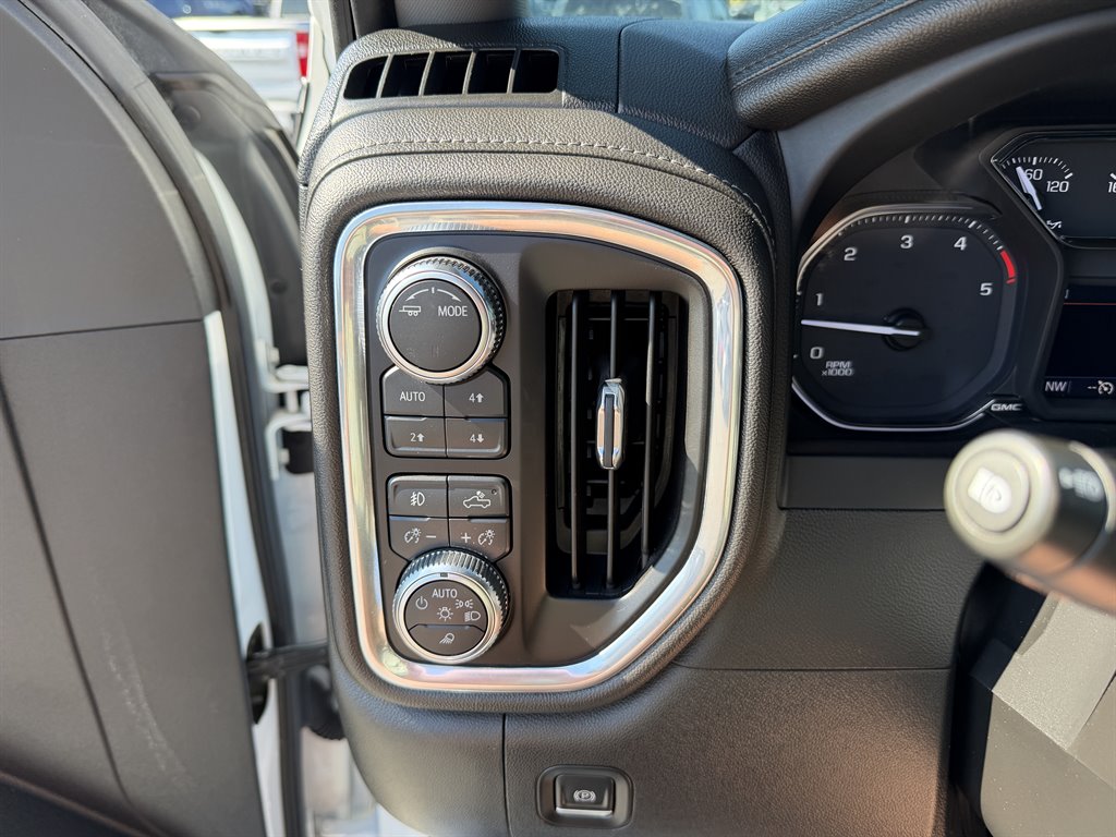 2023 GMC Sierra Hd - $54,995