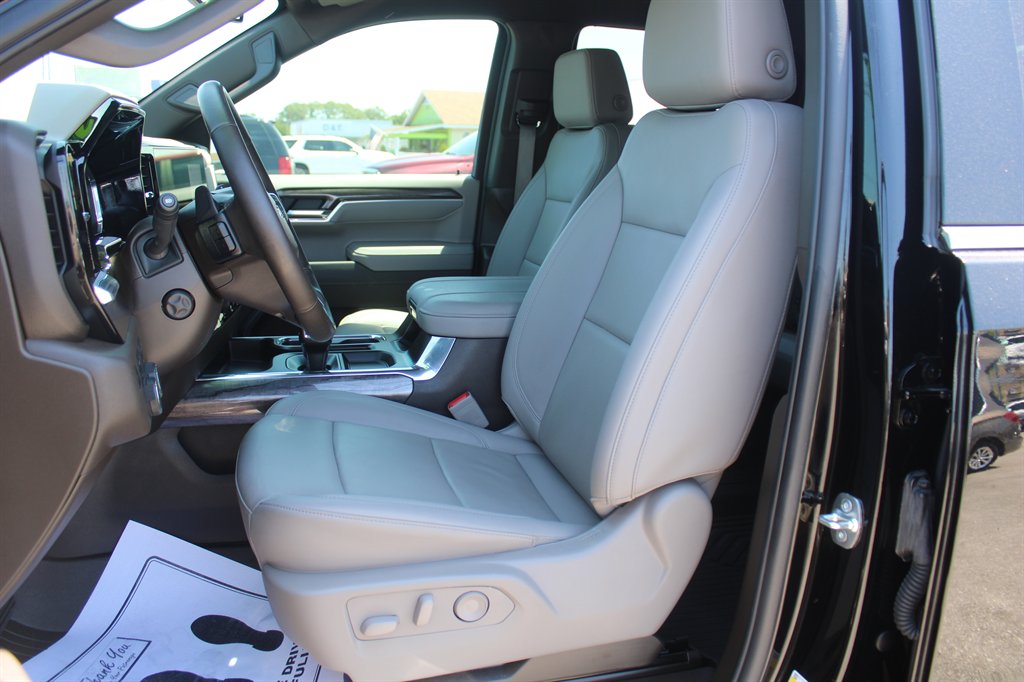 2025 Chevrolet Silverado 1500 - $50,779