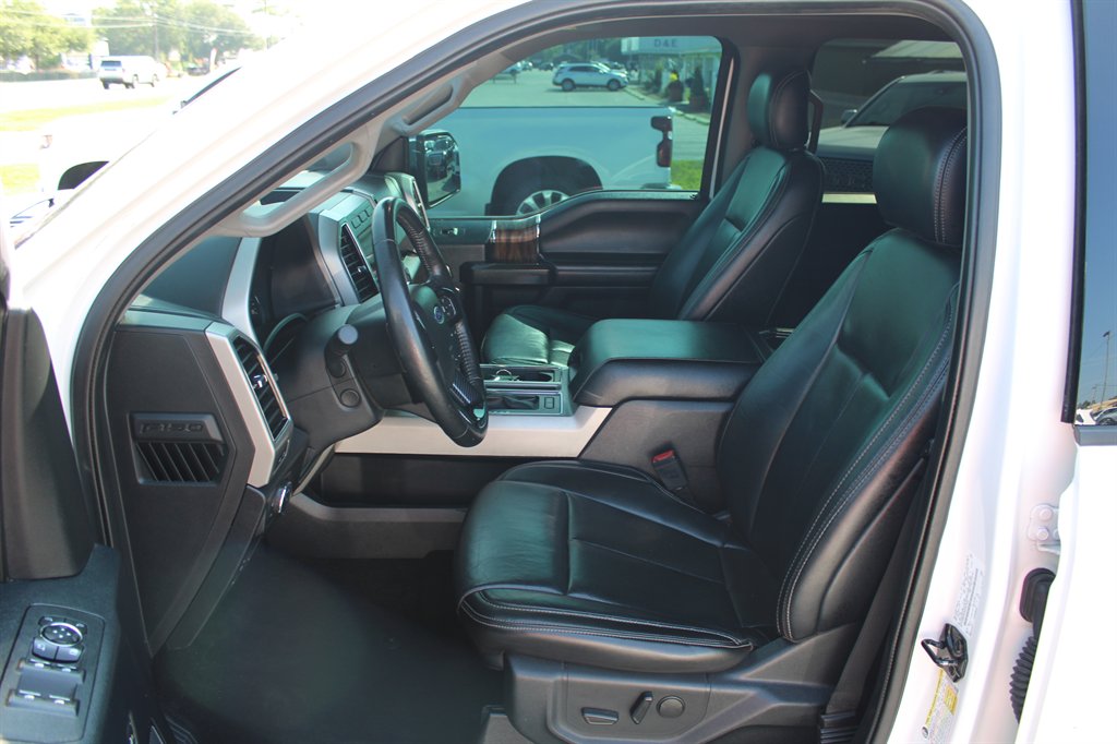 2019 Ford F-150 - $31,999