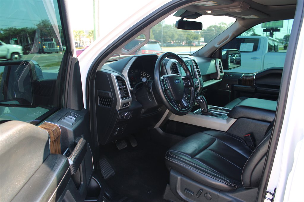 2019 Ford F-150 - $31,999