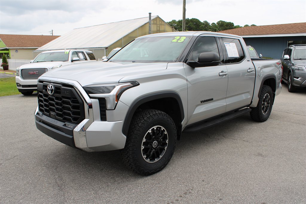 2023 Toyota Tundra - $47,995