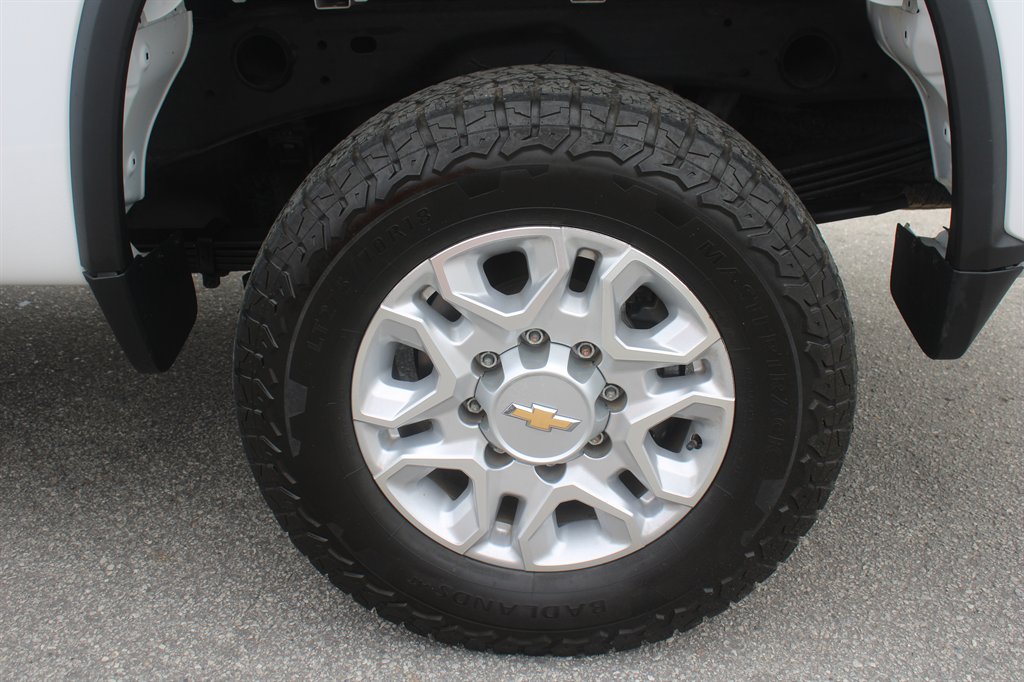 2020 Chevrolet Silverado 2500 - $35,995