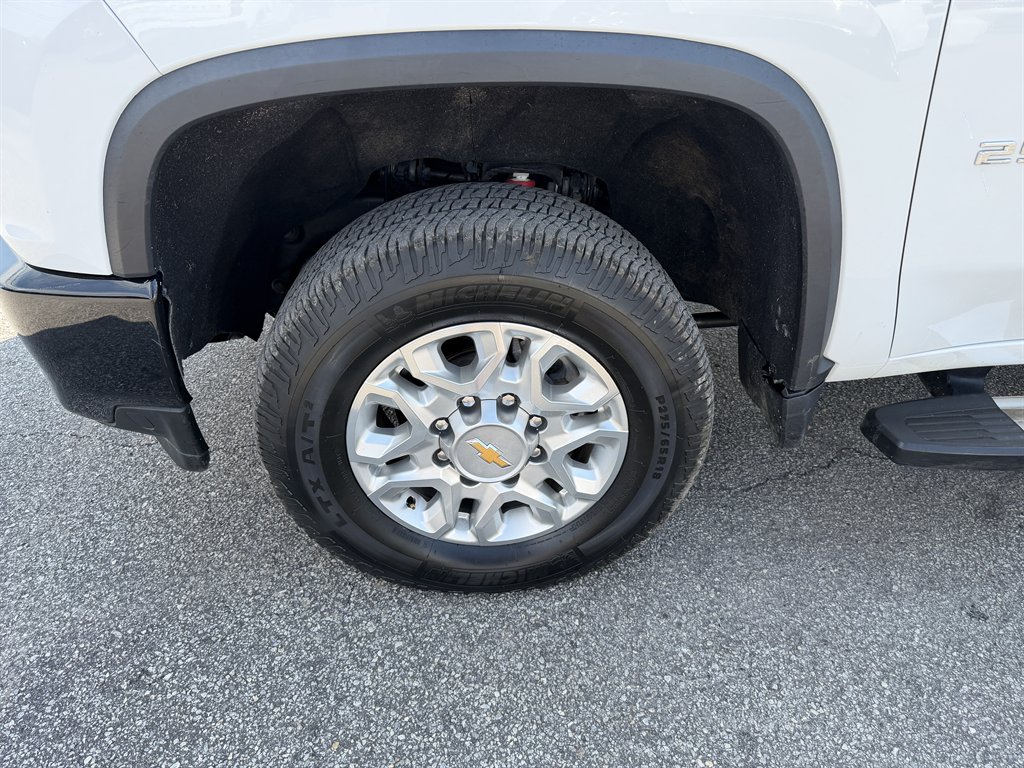 2023 Chevrolet Silverado Hd - $48,995