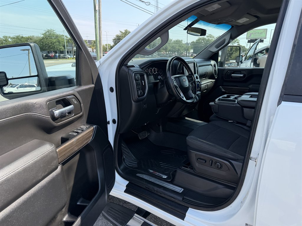 2023 Chevrolet Silverado Hd - $48,995