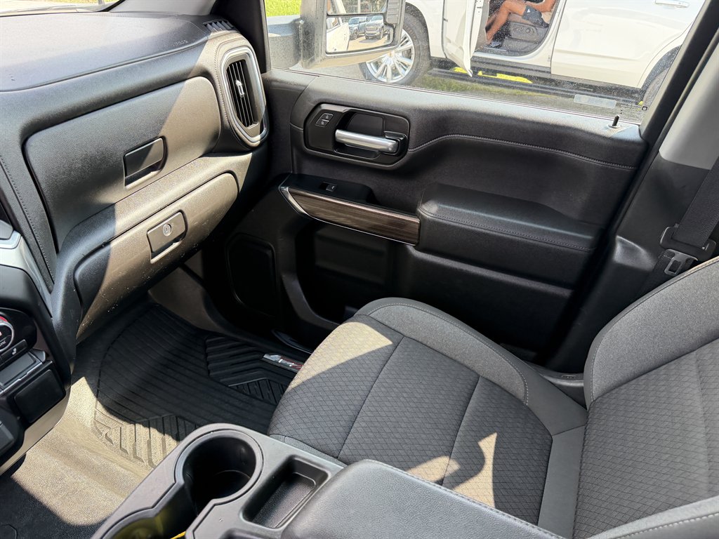 2023 Chevrolet Silverado Hd - $48,995