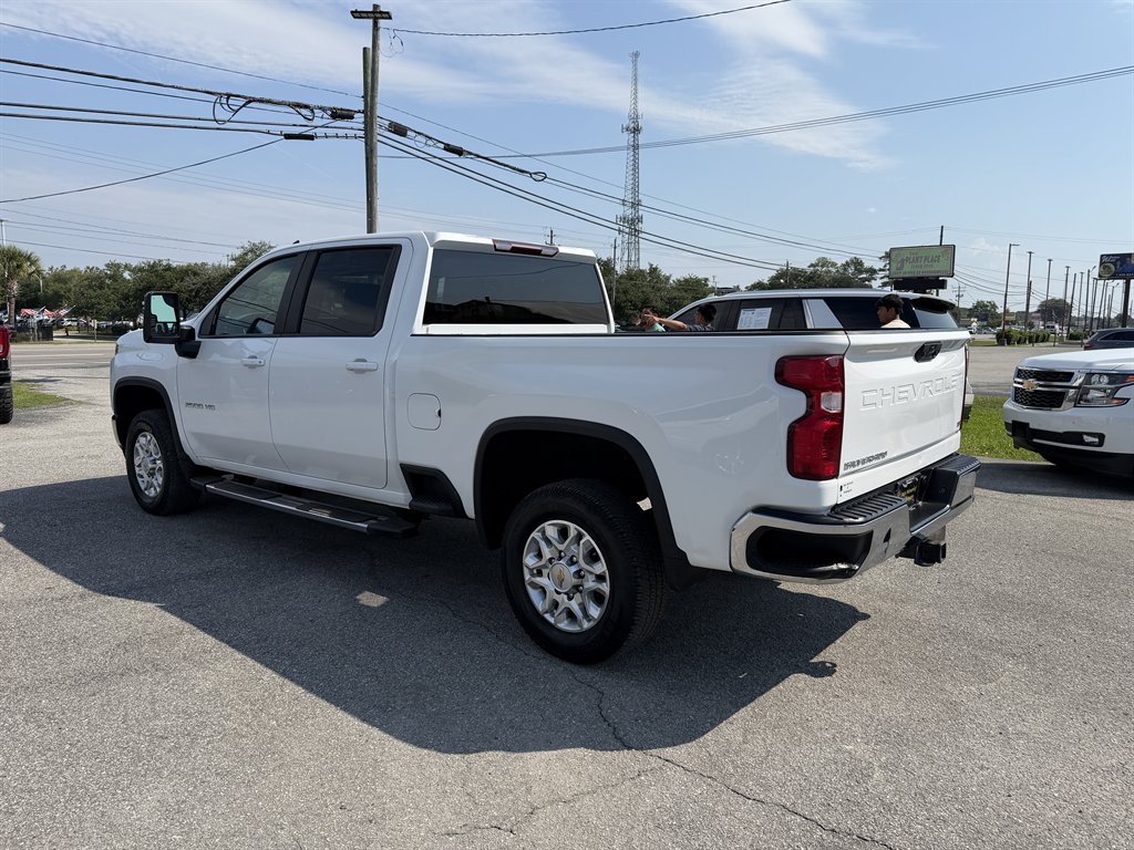 2023 Chevrolet Silverado Hd - $48,995