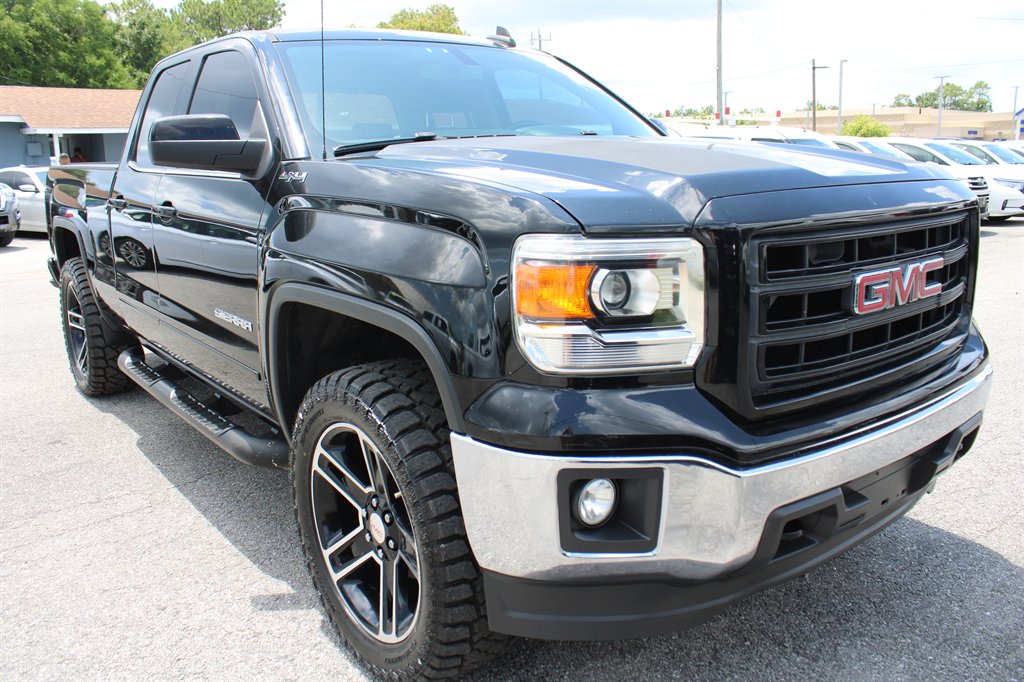 2015 GMC Sierra - $21,995