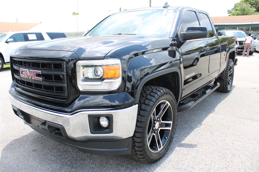 2015 GMC Sierra - $21,995