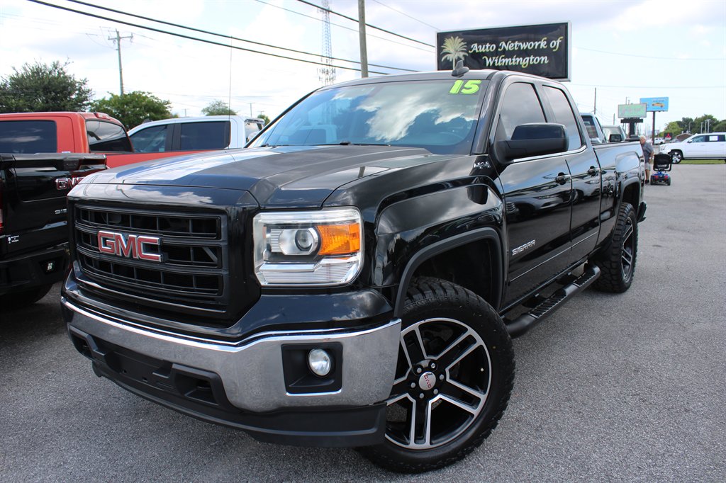 2015 GMC Sierra - $21,995