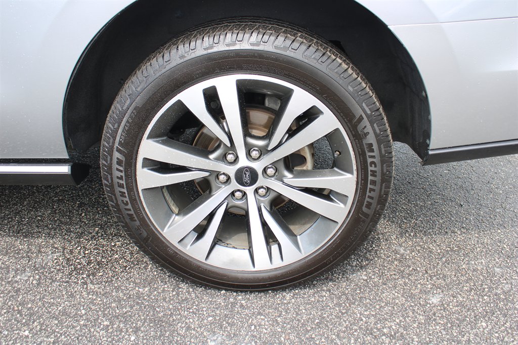 2021 Ford Expedition - $39,995
