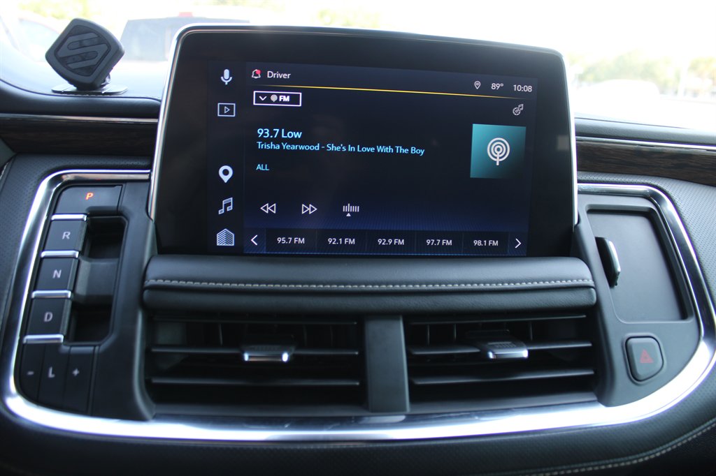 2023 Chevrolet Suburban - $53,995